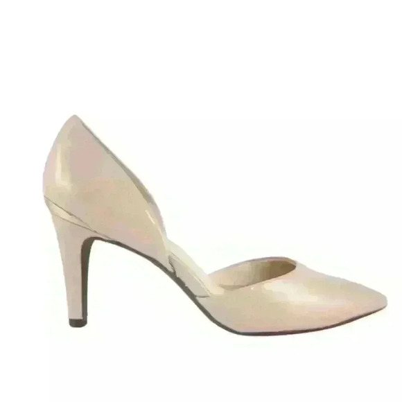Adrienne Vittadini Tan Patent Leather Heel Pumps, Size 6; $85 - Picture 1 of 8